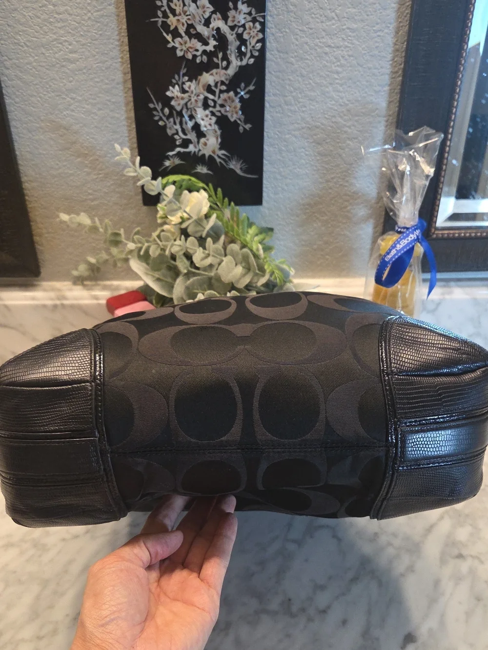 Pre-loved 2010 Coach Signature Logo Black/Brown Hobo Bag